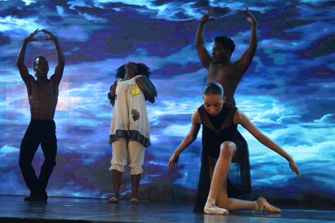Danse, danse Tisaintaniz !